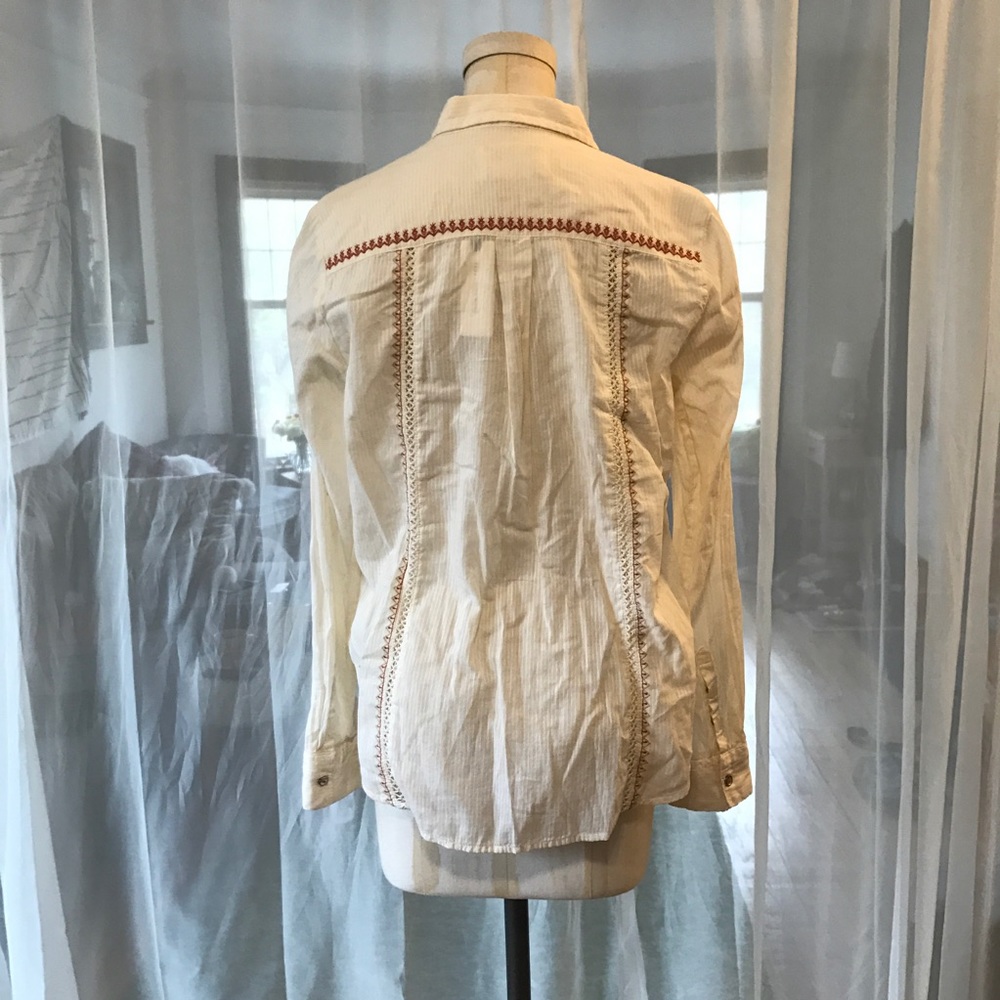 Anthropologie Iverie Embroidered Button Up! - Picture 4 of 7